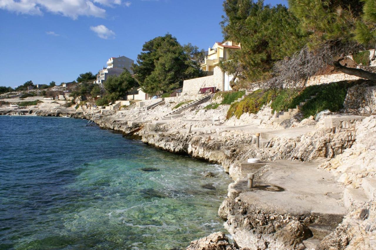 Apartments By The Sea Rastici, Ciovo - 2104 Трогир Екстериор снимка