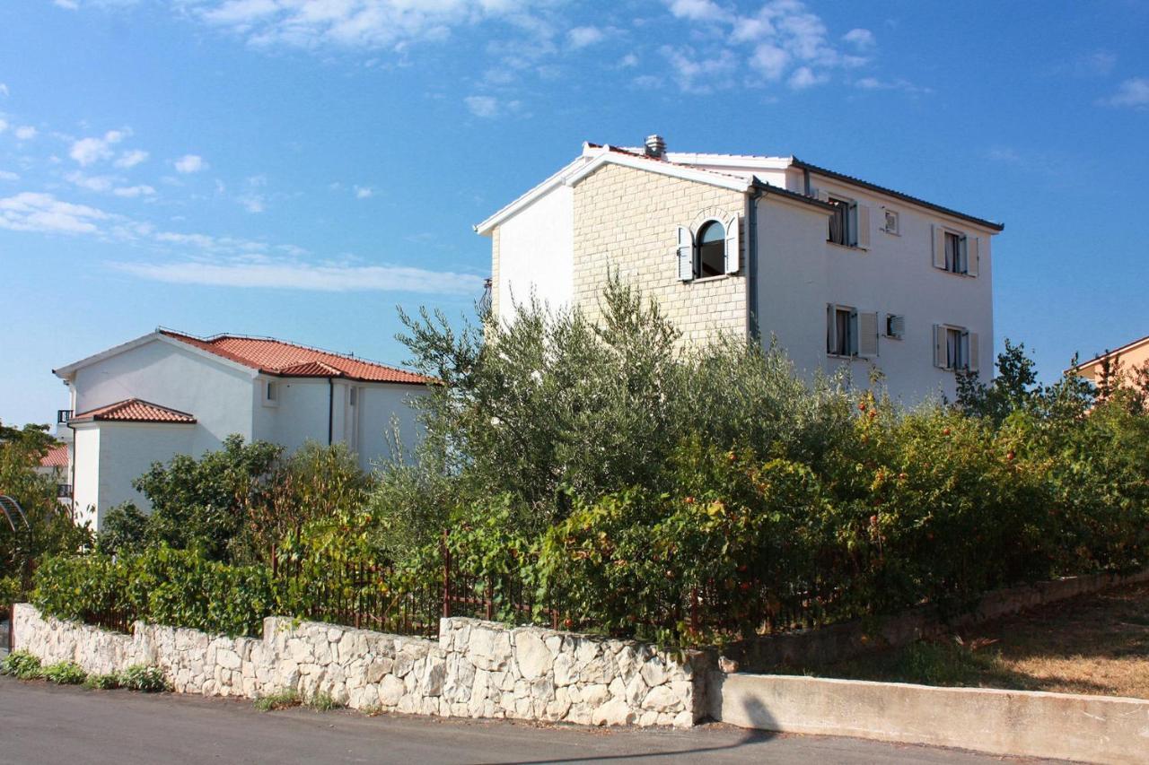 Apartments By The Sea Rastici, Ciovo - 2104 Трогир Екстериор снимка