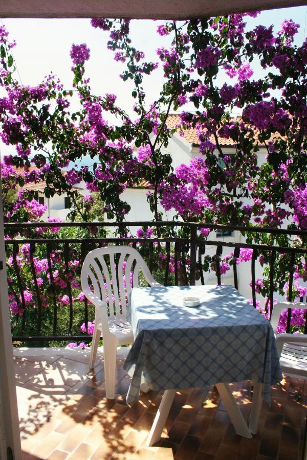 Apartments By The Sea Rastici, Ciovo - 2104 Трогир Екстериор снимка