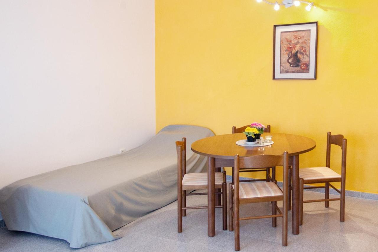 Apartments By The Sea Rastici, Ciovo - 2104 Трогир Екстериор снимка
