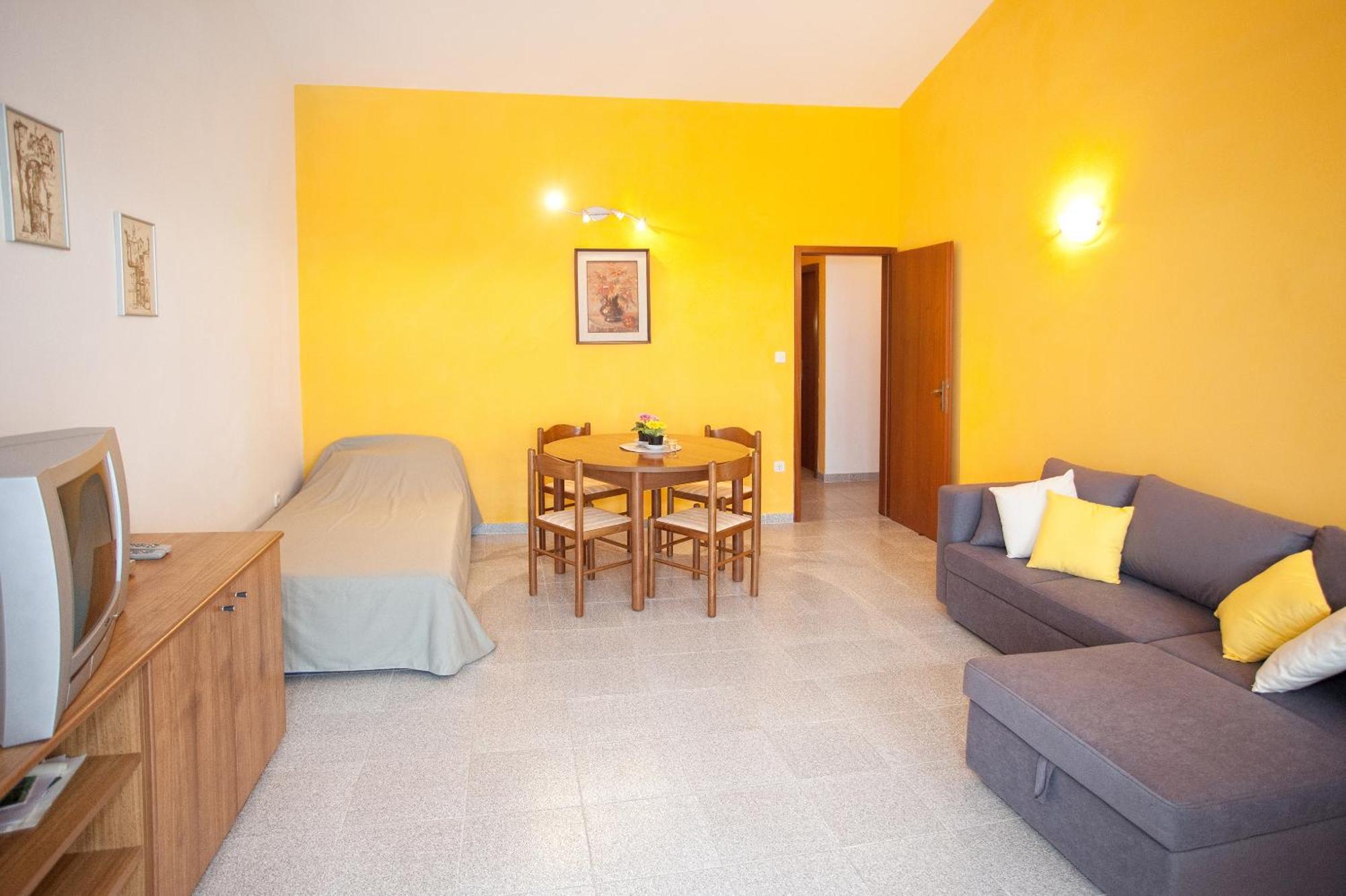 Apartments By The Sea Rastici, Ciovo - 2104 Трогир Стая снимка