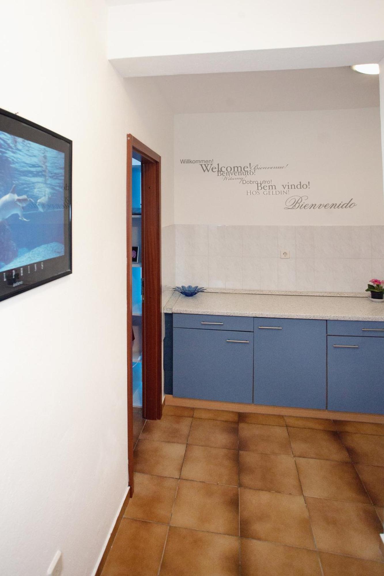 Apartments By The Sea Rastici, Ciovo - 2104 Трогир Стая снимка